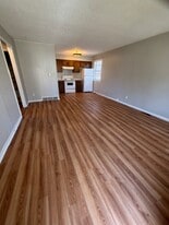 Building Photo - 1215 N 7th St