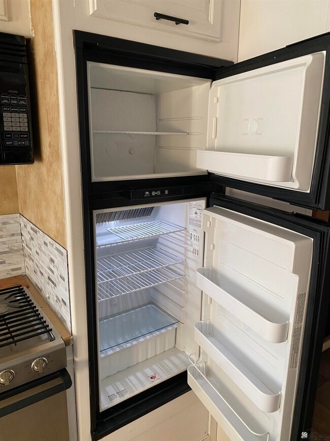 Building Photo - 12617 E 46th Dr