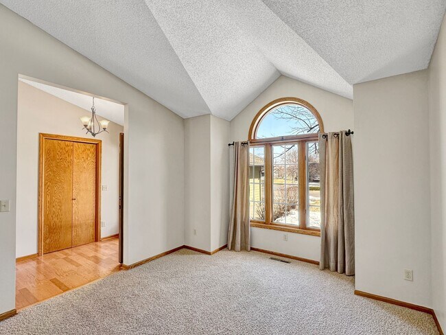 Building Photo - 9125 Prestwick Ct