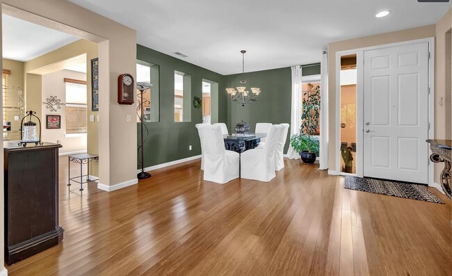 Building Photo - 14000 Welsh Mountain Ct
