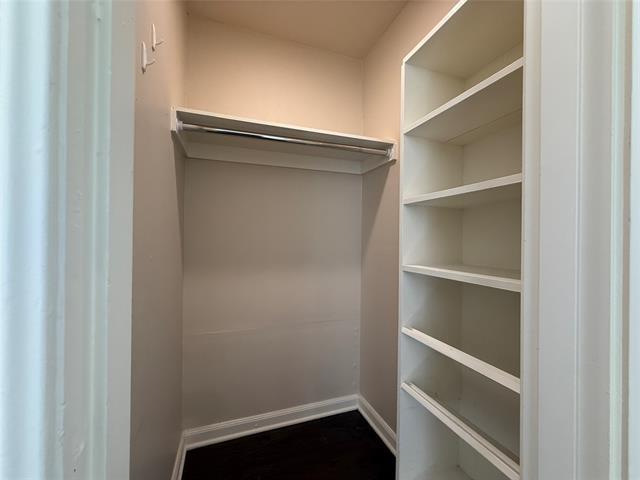 Building Photo - 1321 Smilax Ave