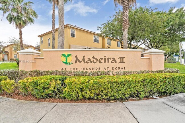 Building Photo - 8741 NW 111th Ct