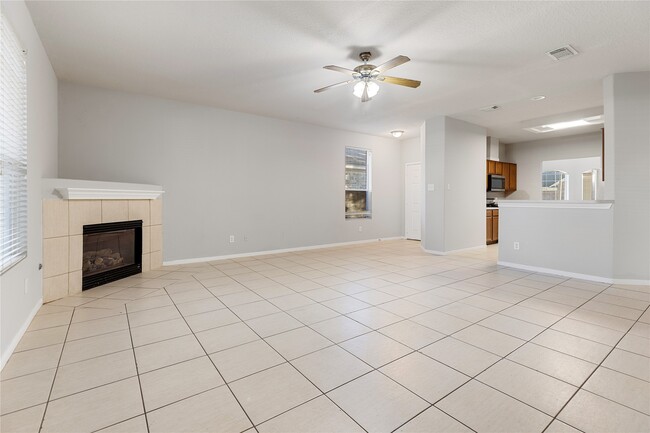 Building Photo - 18410 Alemarble Oak St