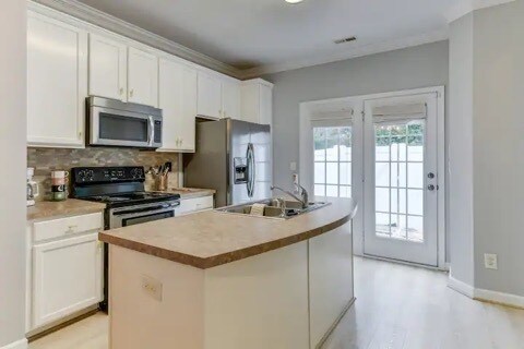 Building Photo - 4644 Stoney Branch Dr