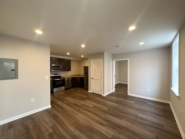 Building Photo - 5508 Belair Rd