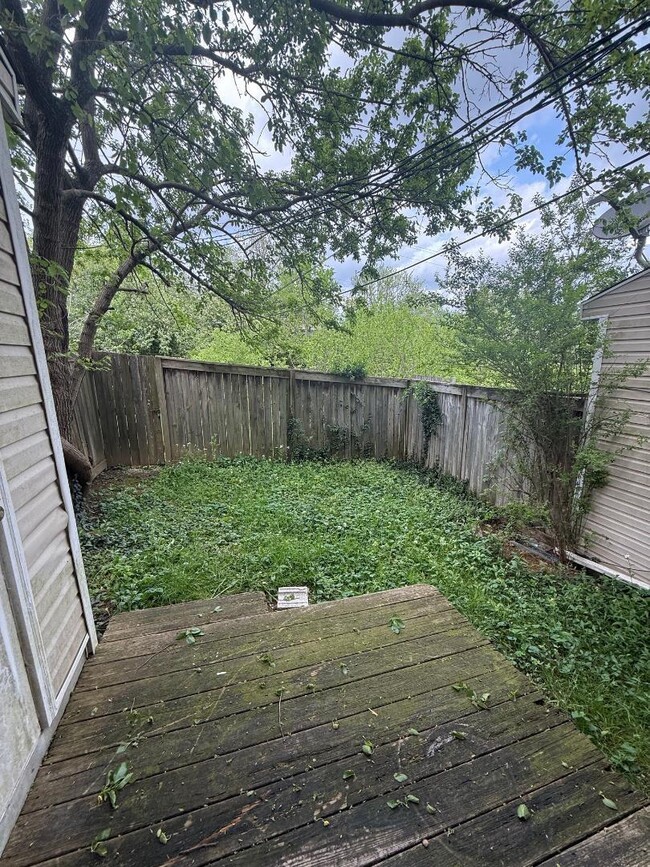 Building Photo - 3717 Trent Cir