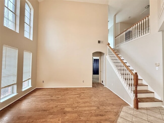 Building Photo - 770 Whitman Dr