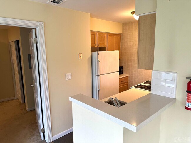 Building Photo - 277 Cozzens Ct