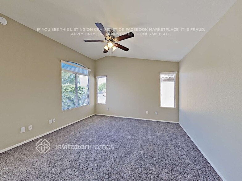 Building Photo - 7436 W Crest Ln