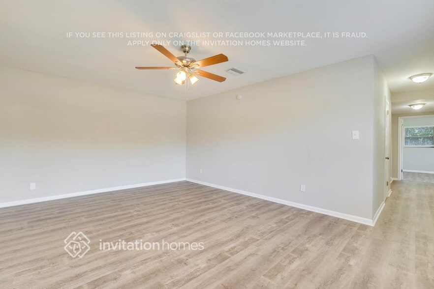 Building Photo - 6330 Maney Dr S