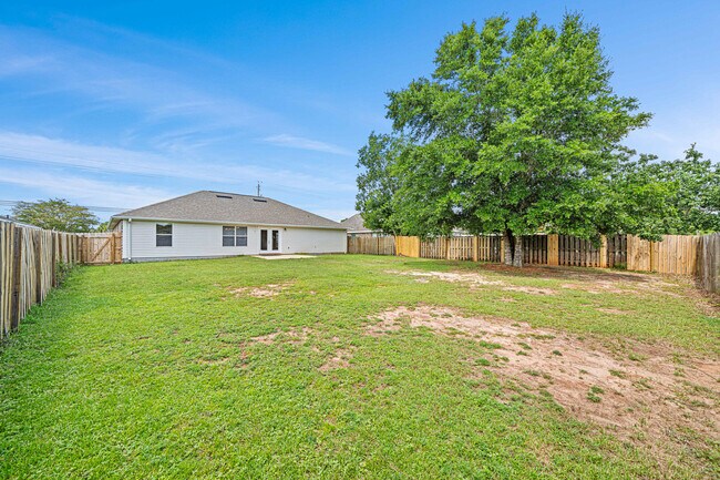 Building Photo - 8517 High School Blvd