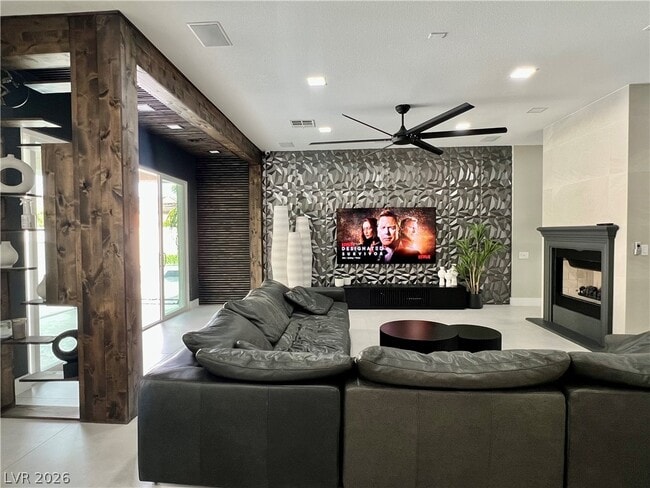 Building Photo - 11544 Bohemian Forest Ave