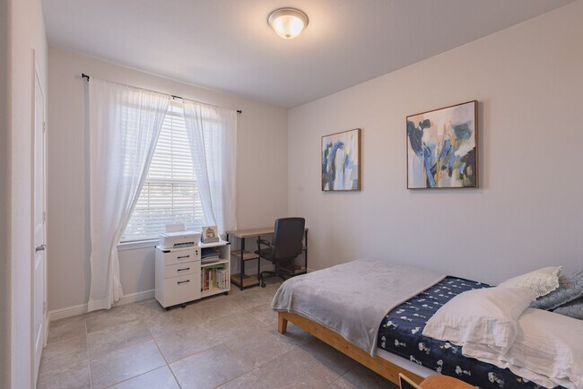 Building Photo - 1 Valley Rd