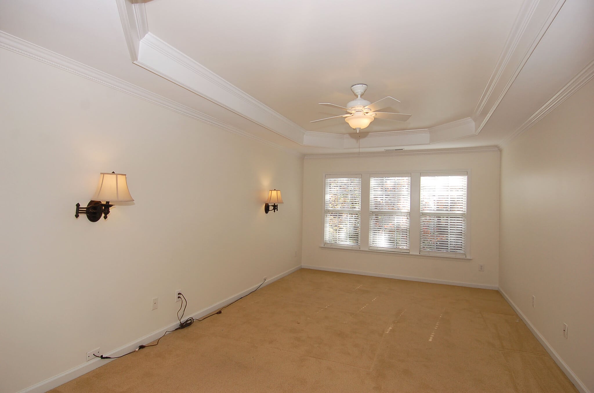 Building Photo - 3611 Lion Ridge Ct