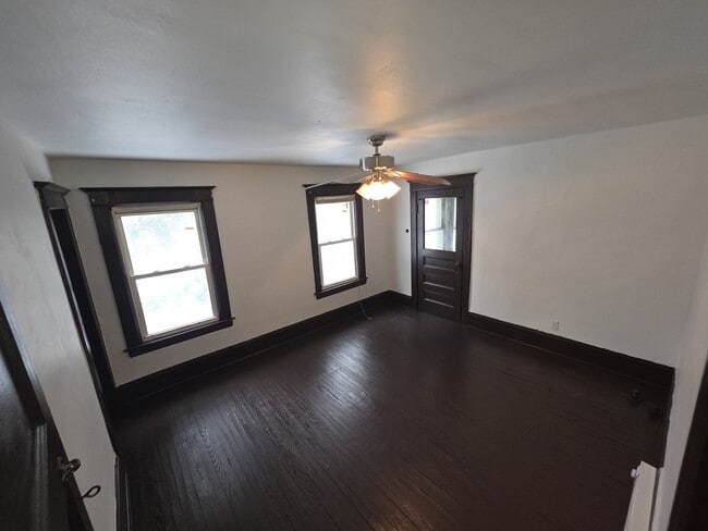 Building Photo - 3714 S Salina St