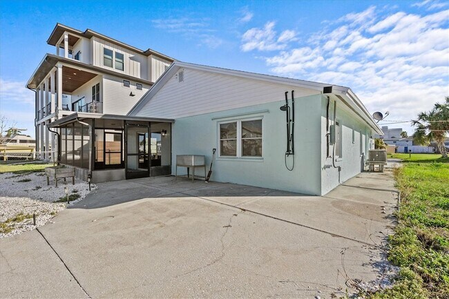 Building Photo - 13821 Judy Ave