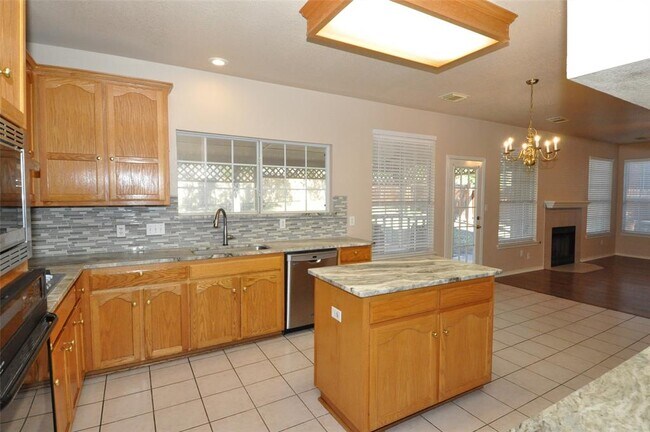 Building Photo - 13304 Bosswood Dr