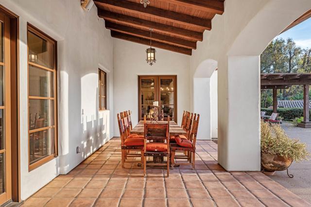 Building Photo - 6870 La Valle Plateada