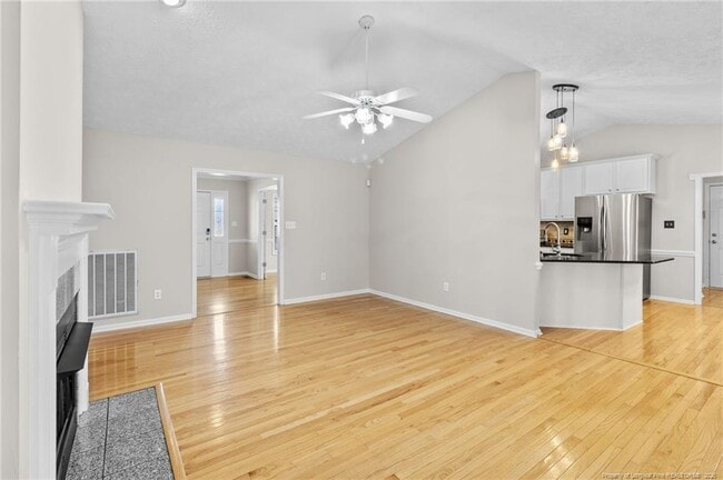 Building Photo - 108 Breckenridge Dr