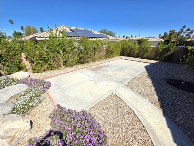 Building Photo - 44251 Hazel Canyon Ln