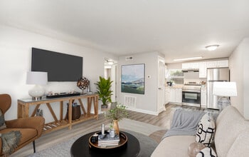 Building Photo - University Gardens I LP