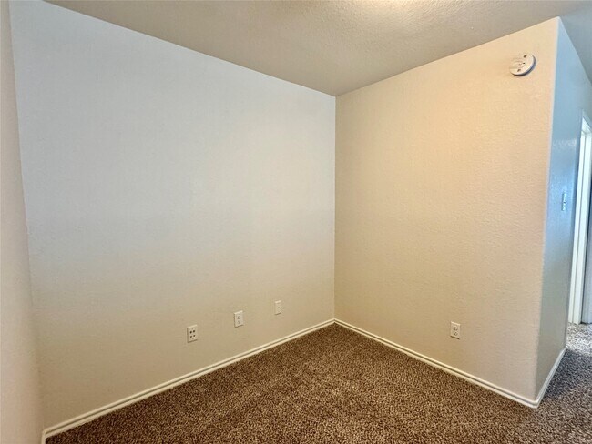 Building Photo - 6407 Densberry Ln