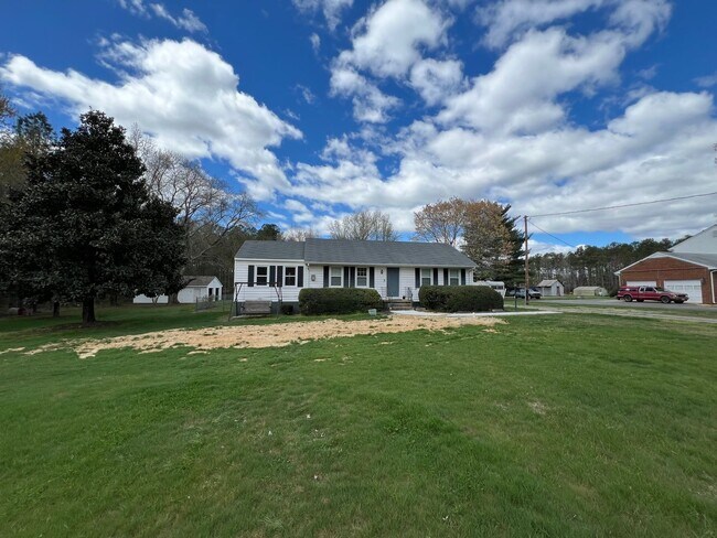 Building Photo - 7650 Turner Rd