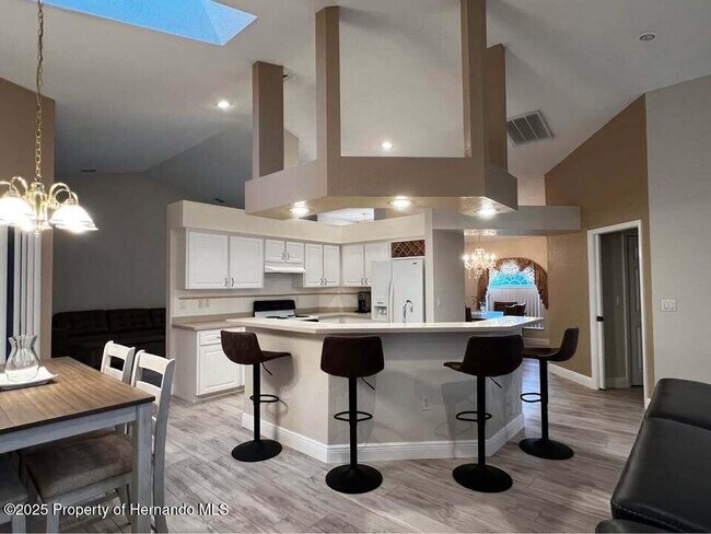 Building Photo - 9448 Tooke Shore Dr