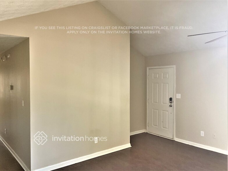 Building Photo - 170 Irwin Dr