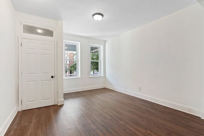 Coming Soon! Spacious 4 Bedroom, 1.5 Bath Home in York, Pa! - Coming Soon! Spacious 4 Bedroom, 1.5  Bath Home in York, Pa!