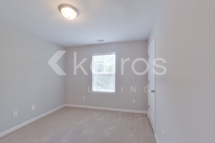 Building Photo - 167 Williams Ln