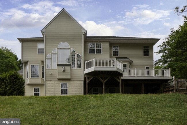 Building Photo - 70 Sentinel Ridge Ln