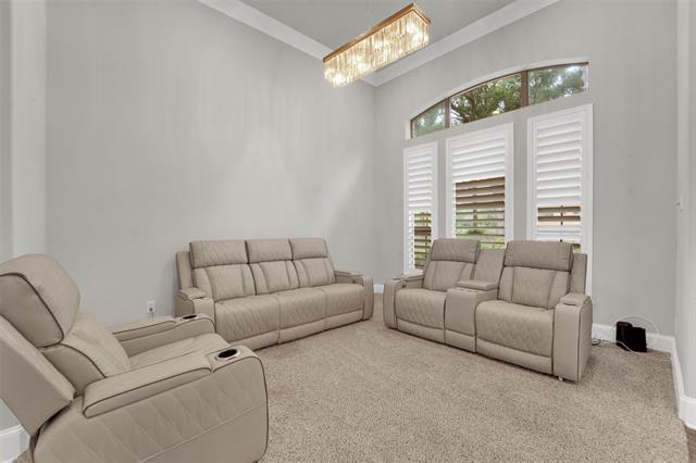 Building Photo - 2202 Southern Oaks Dr