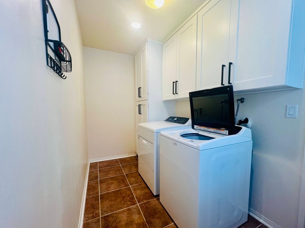 Building Photo - 5309 Lockhurst Dr