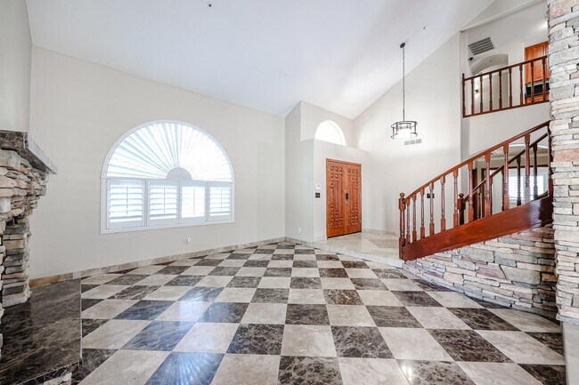 Building Photo - 8830 E Carol Way