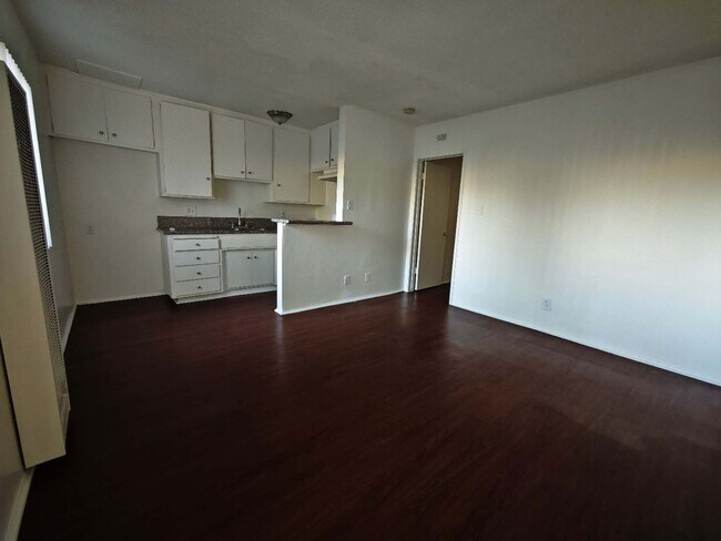 Interior Photo - 7723 Milton Ave.