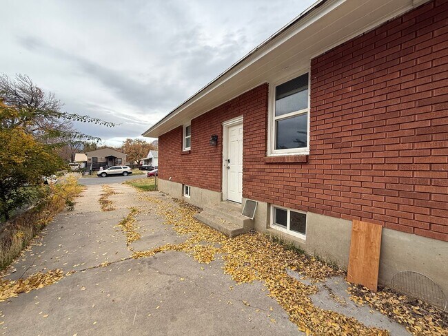 Building Photo - Scenic Home in the Heart of Ogden