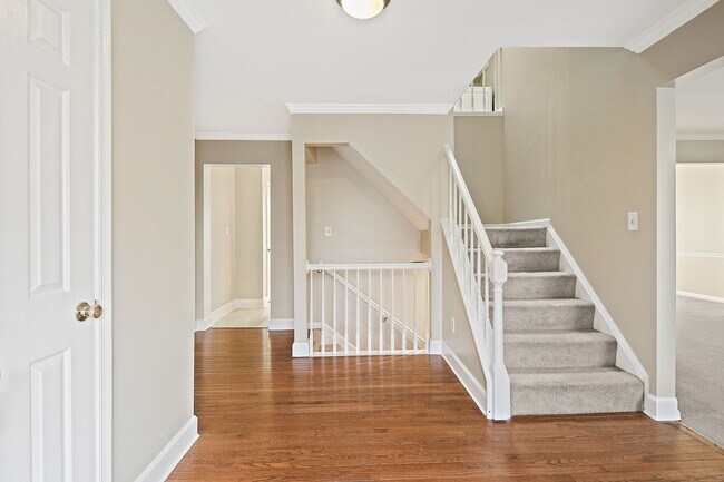 Building Photo - Germantown, MD