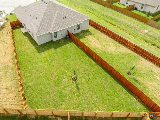 Building Photo - 5119 Rose Petal Ct