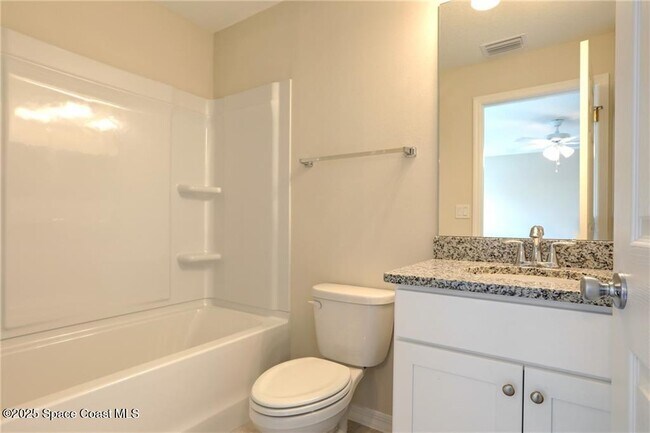Building Photo - 8886 98th Ct