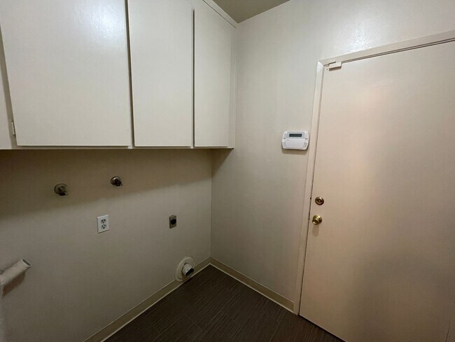 Building Photo - 4bd/2ba - Blossom Valley Home - Coming Soon!