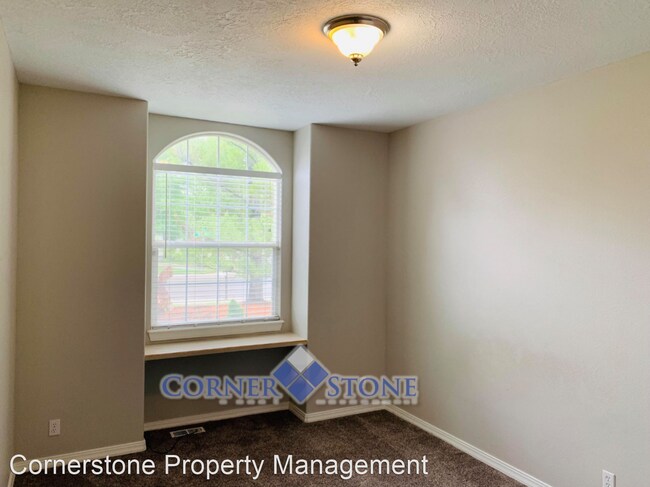 Building Photo - 3 br, 2 bath House - 2621 E Windrose Street