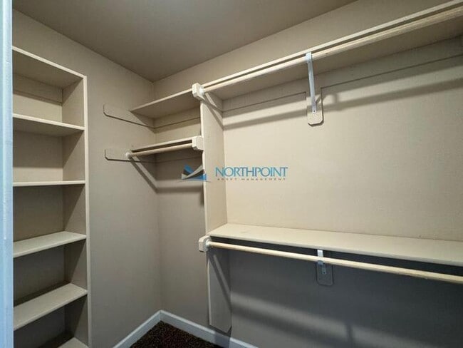 Building Photo - Maintained 3 Bed, 2.5 Bath House In Belton