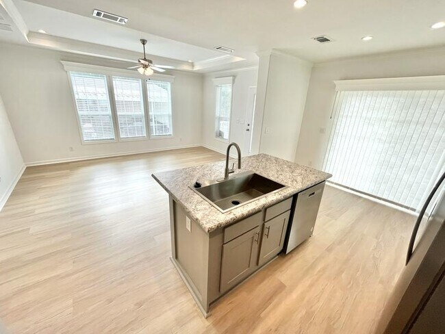 Building Photo - 5331 Heron Rst Dr