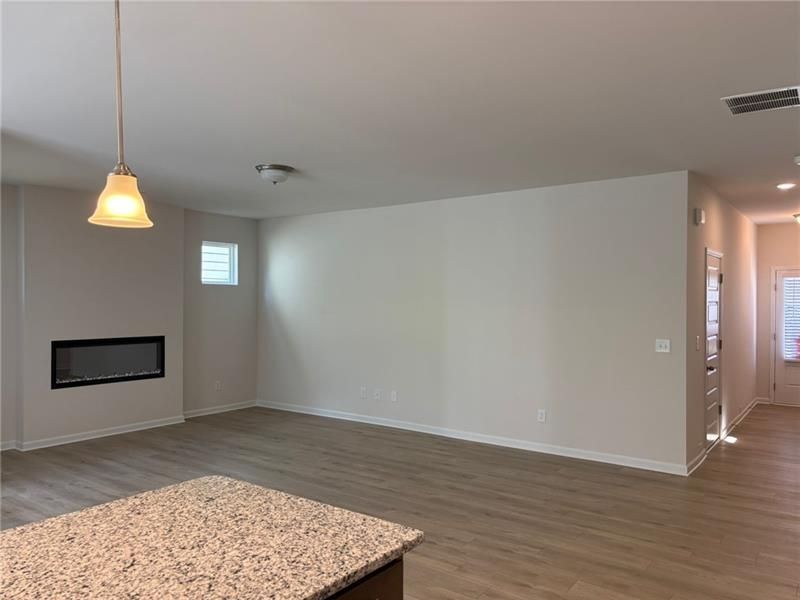 Building Photo - 701 Shetland Trl