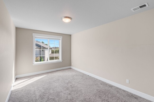 Building Photo - Beautiful 4 Bed, 3 Bath Rental Home in She...