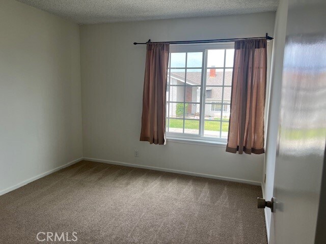 Building Photo - 20252 Everglades Ln