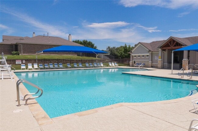 Building Photo - 116 Amberwood Ct