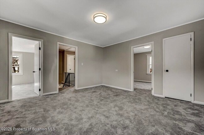 Building Photo - 814 S Webster Ave