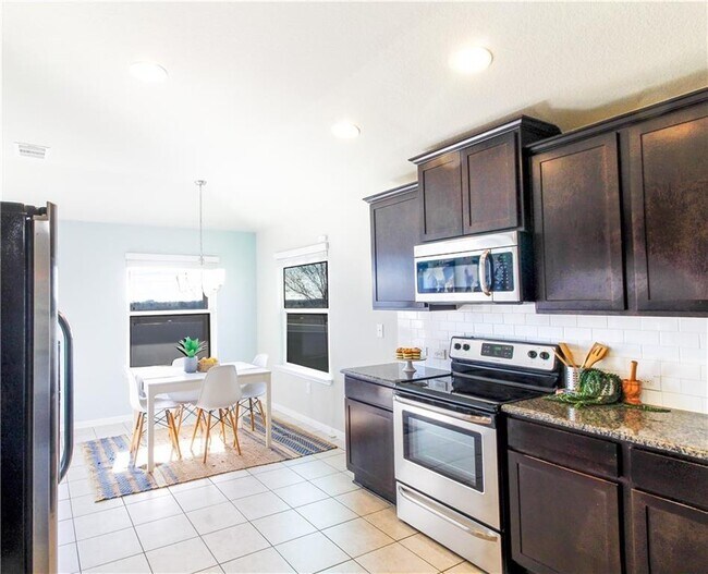 Building Photo - 18319 Bandelier Dr